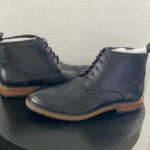 Vintage Foundry men’s Titus Chukka boots size 12